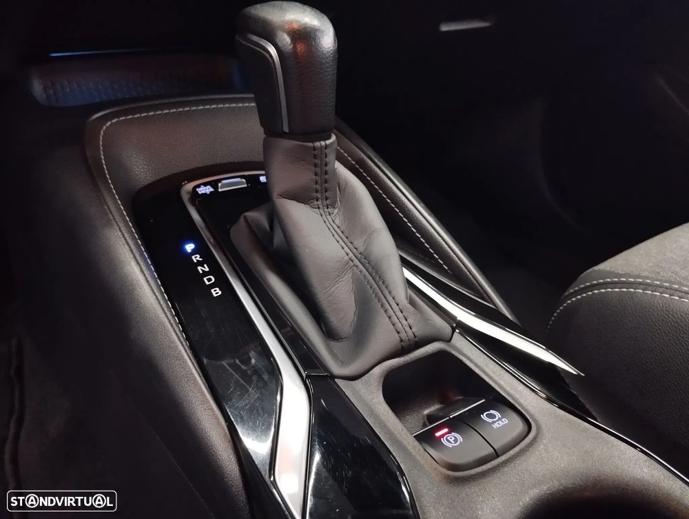 Toyota Corolla 1.8 Hybrid Comfort — fotografia 31