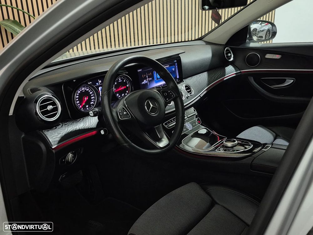 Mercedes-Benz E 220 d Avantgarde - 23