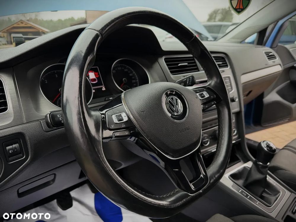 Volkswagen Golf 1.6 TDI BlueMotion Technology Cup - 29