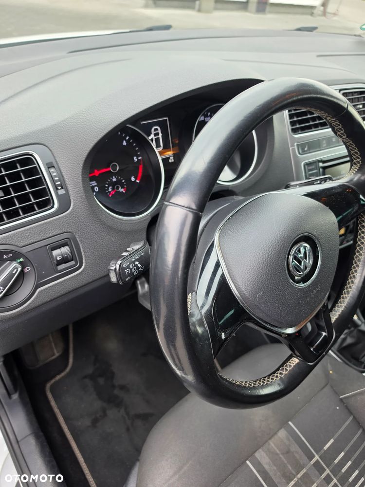 Volkswagen Polo 1.4 TDI (Blue Motion Technology) Cross - 13