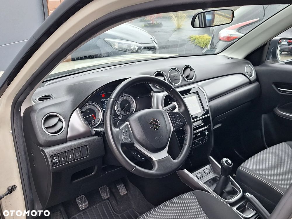 Suzuki Vitara - 5
