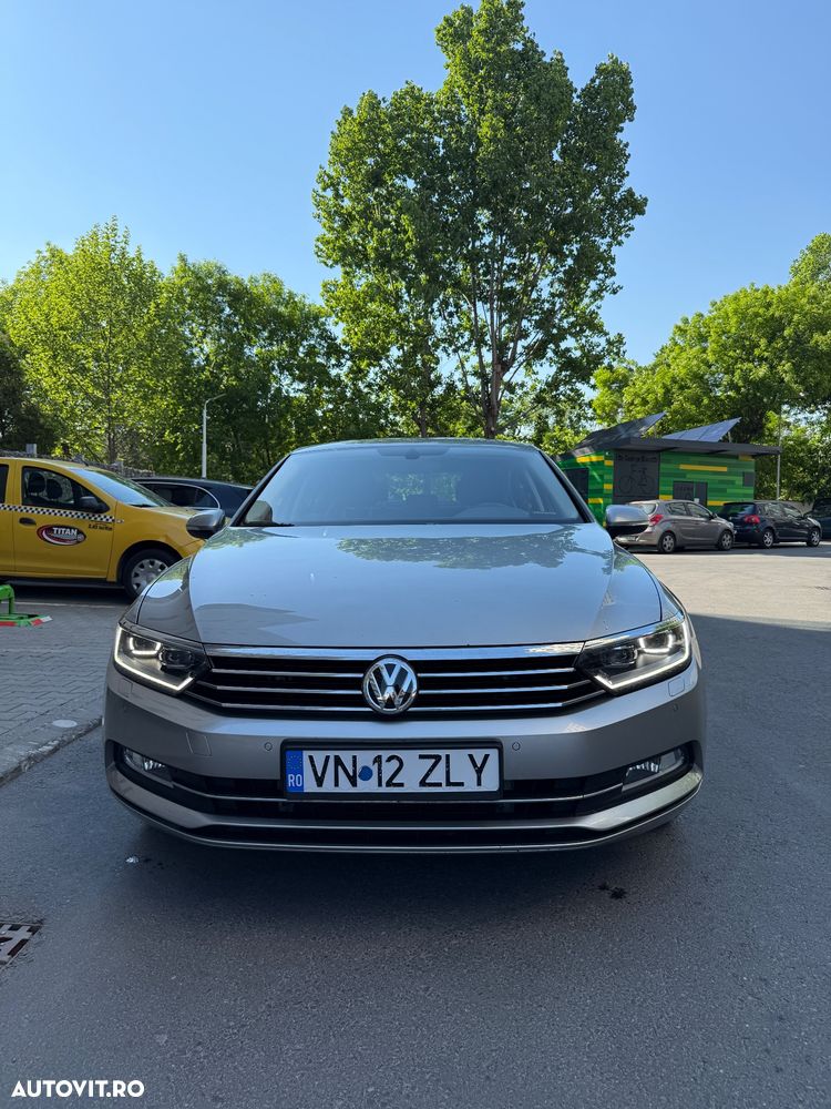 Volkswagen Passat 2.0 TDI DSG Comfortline - 3
