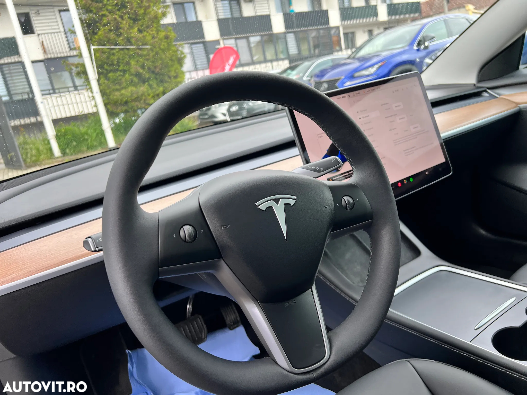 Tesla Model 3 Langstreckenbatterie Allradantrieb Dual Motor - 23