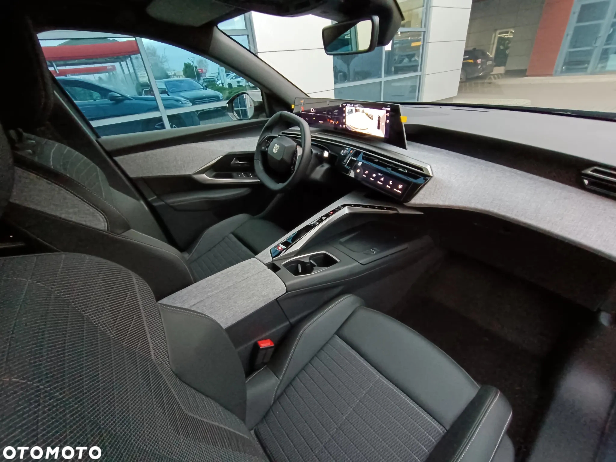 Peugeot 3008 1.2 PureTech mHEV Allure e-DCS6 - 8