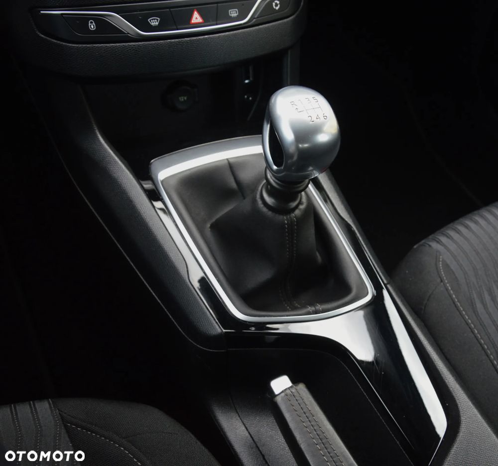 Peugeot 308 - 28