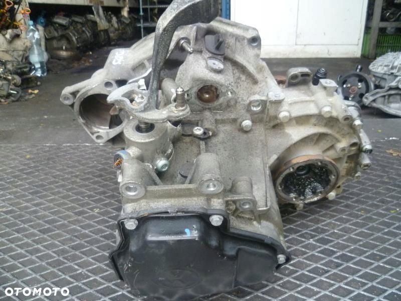 VOLKSWAGEN NEW BEETLE 1.6 16V B SKRZYNIA BIEGÓW JDJ - 3