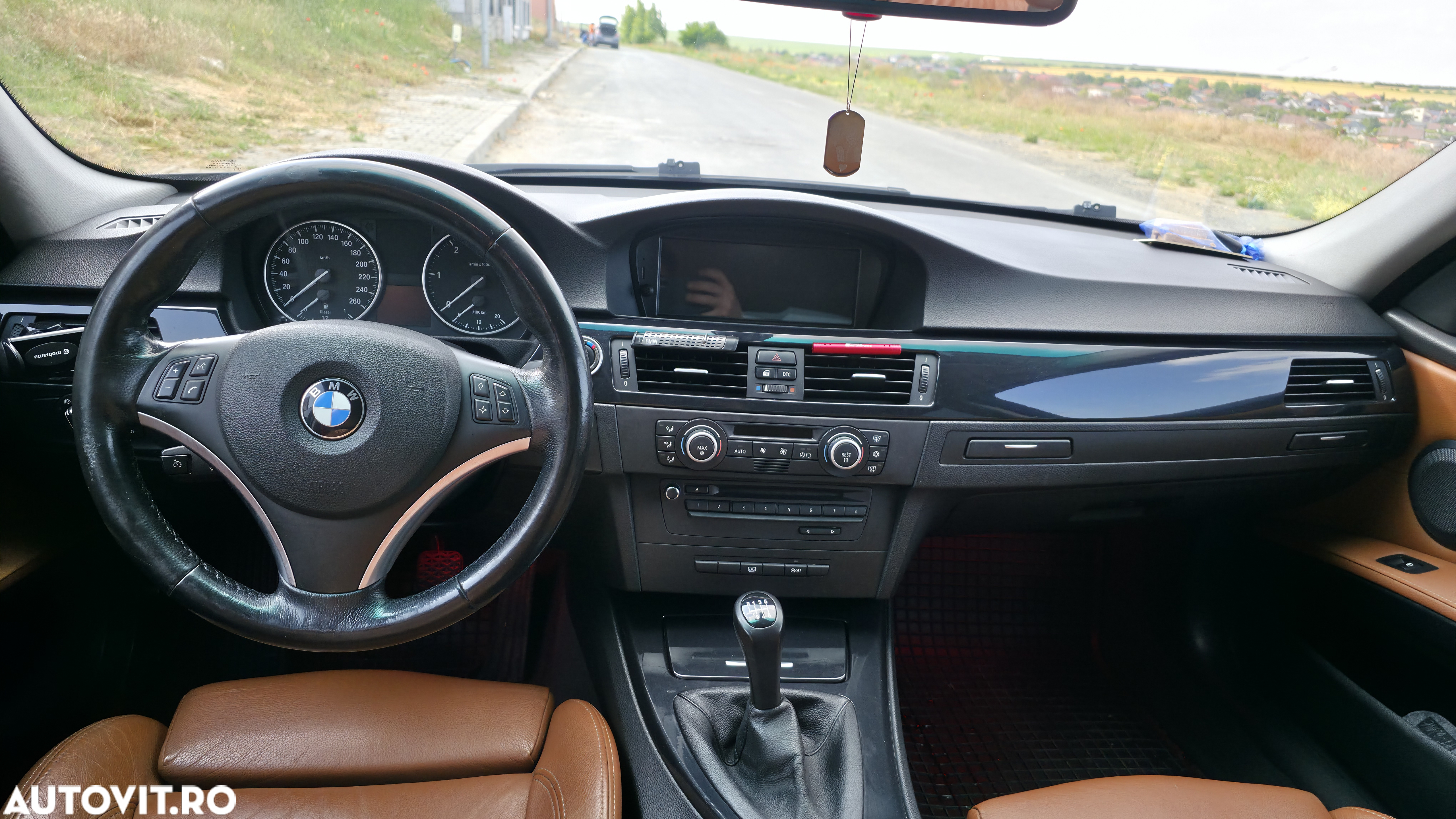 BMW Seria 3 318d - 13