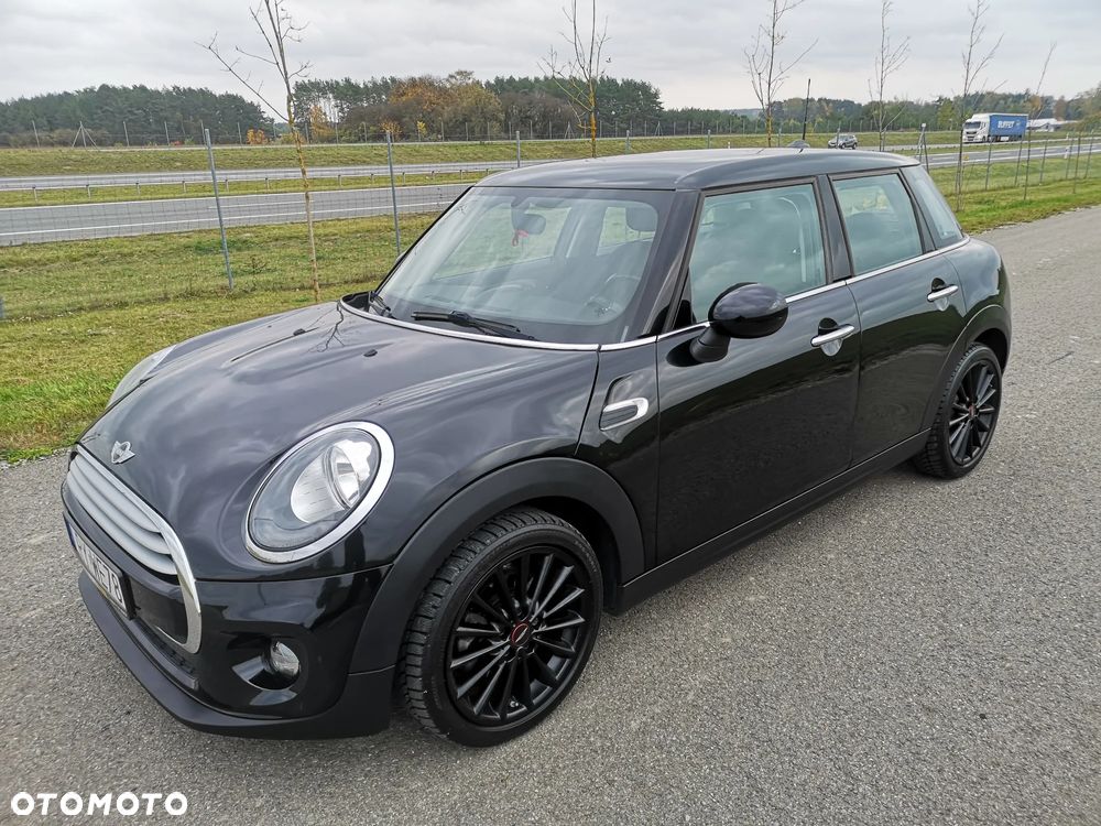 MINI Cooper Seven Chili - 16