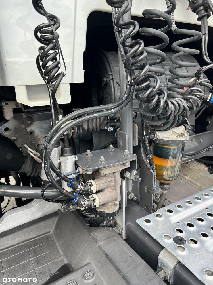 Renault T460 2018 bogate wyposażenie RETARDER spojlery klima postojowa lodówka wron-pol - 19