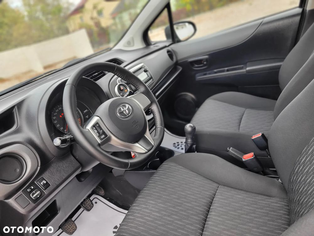 Toyota Yaris 1.0 VVT-i Style - 9