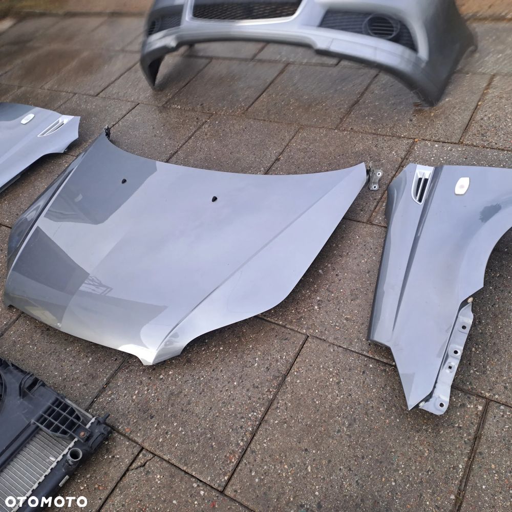 Chevrolet Aveo T250 T255 błotniki kod lakieru 04U - 1