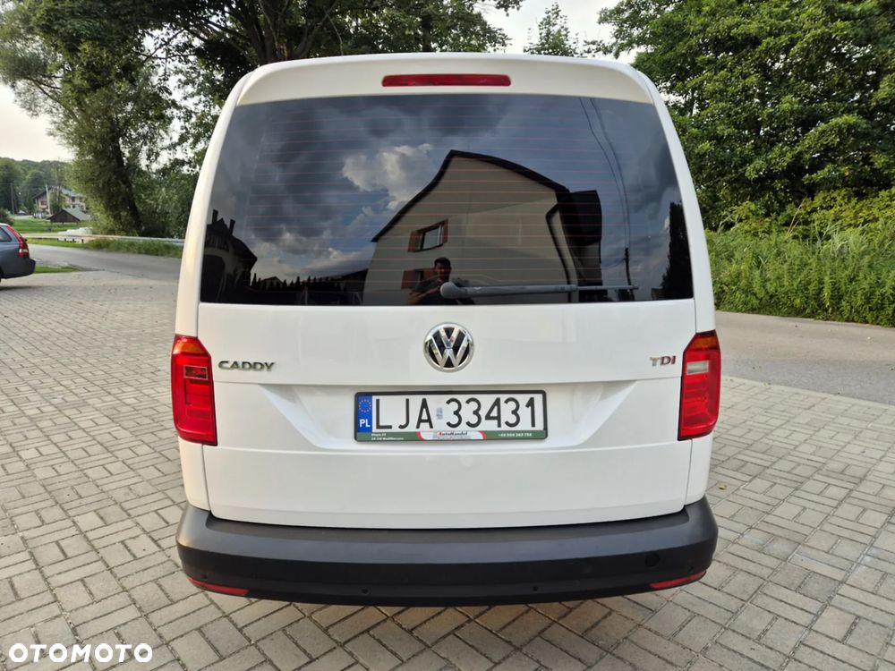 Volkswagen CADDY MAXI - 21