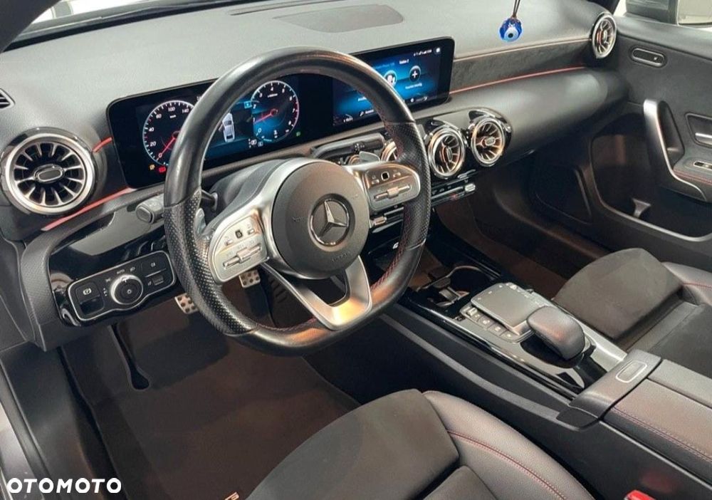Mercedes-Benz Klasa A 180 7G-DCT - 1