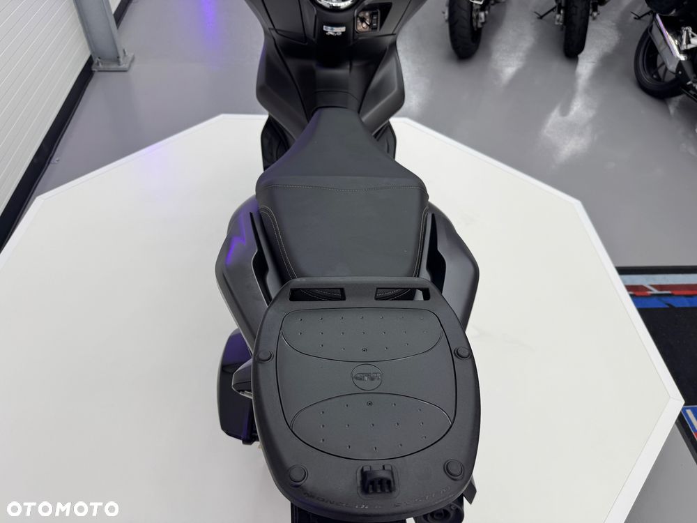 Honda PCX - 32