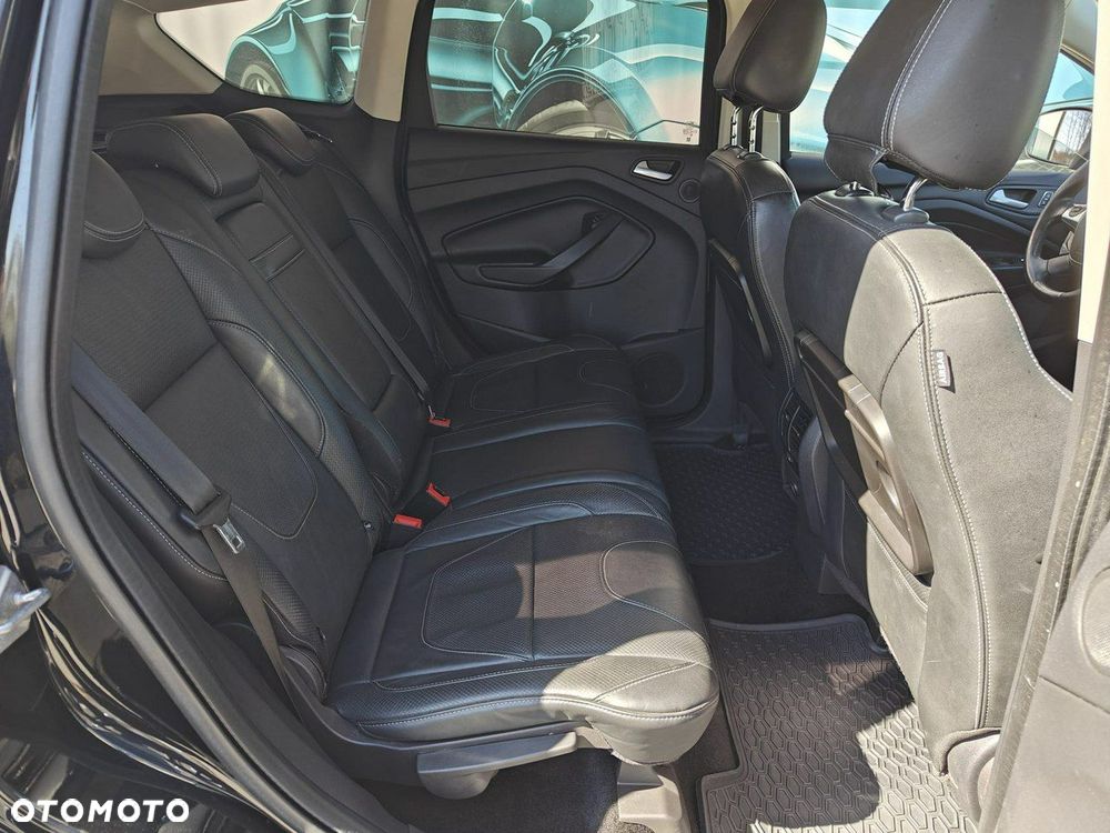 Ford Kuga - 17