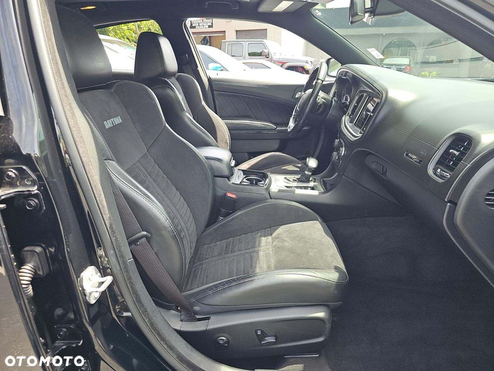 Dodge Charger 5.7 R/T Daytona - 8