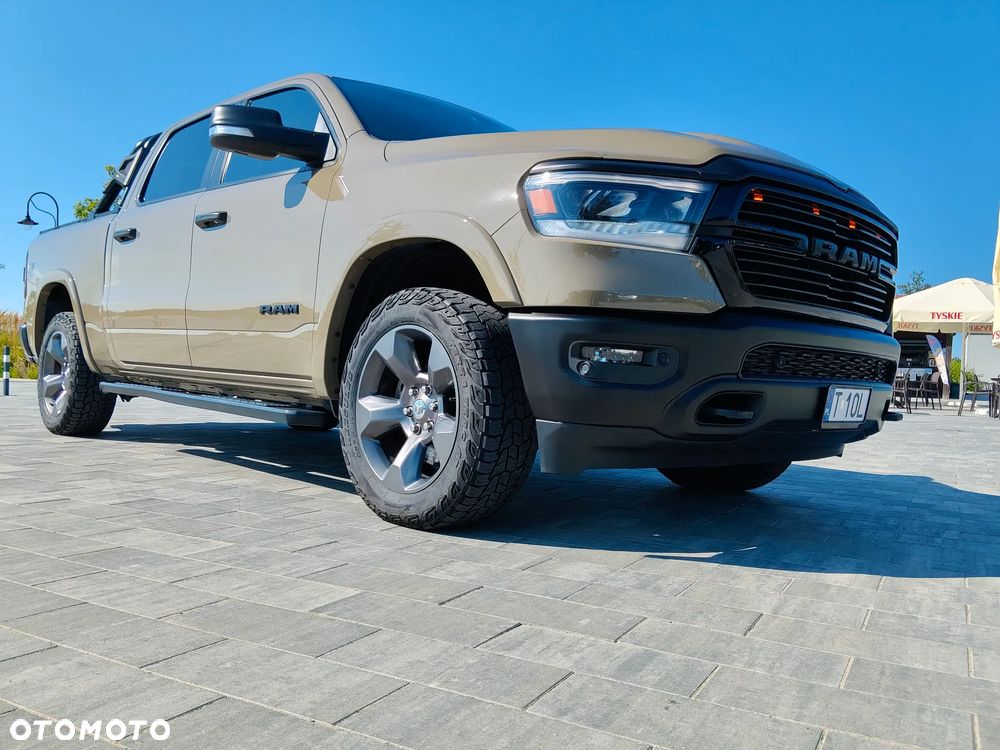 RAM 1500 5.7 Crew Cab Laramie - 7