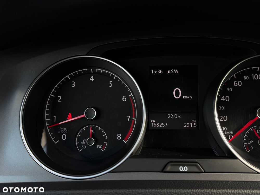 Volkswagen Golf 1.2 TSI BMT Comfortline - 18