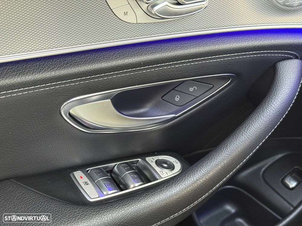 Mercedes-Benz E 300 de AMG Line - 27