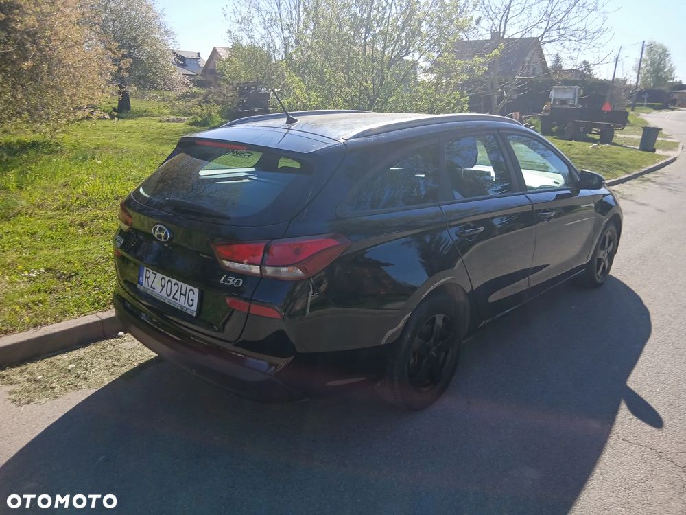 Hyundai i30 1.0 T-GDI Classic + - 7