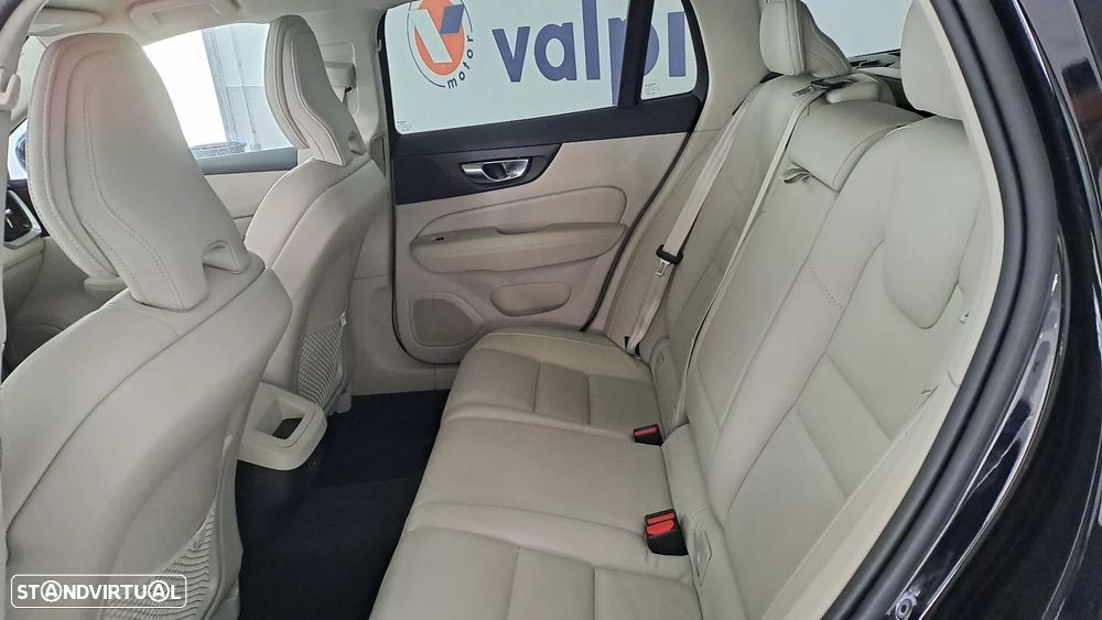 Volvo V60 2.0 B4 Momentum Plus Geartronic - 14