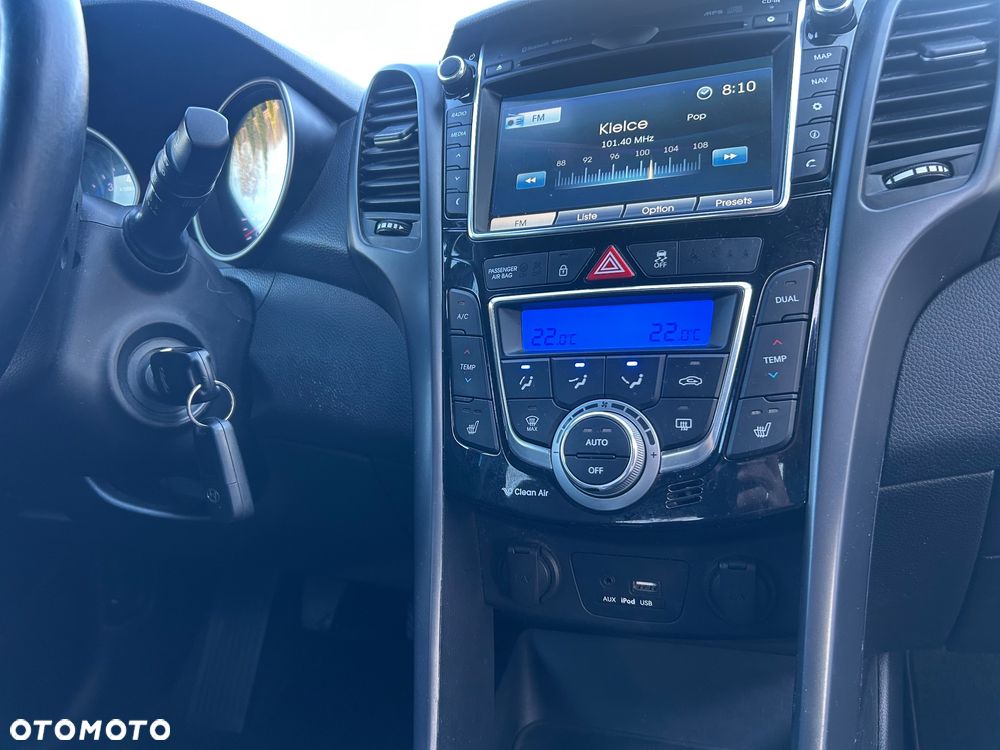 Hyundai i30 blue 1.6 GDI Passion - 15