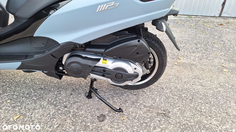Piaggio MP-3 - 7