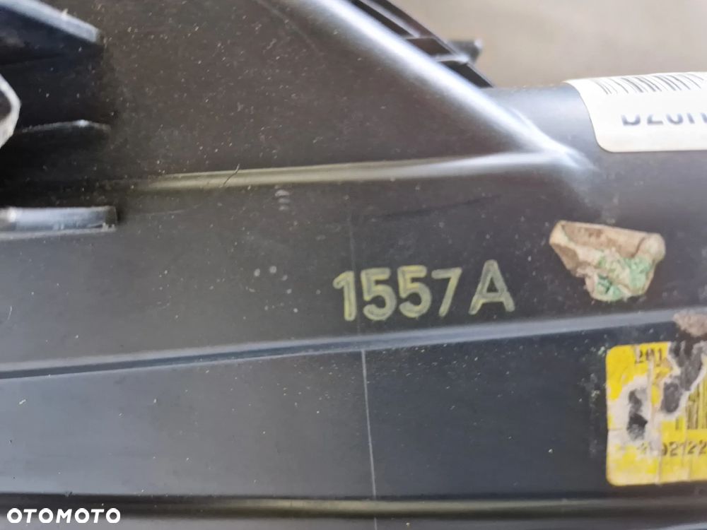 Hyundai Tuscon 3 III Lampa Prawa 92102-D7200 - 7