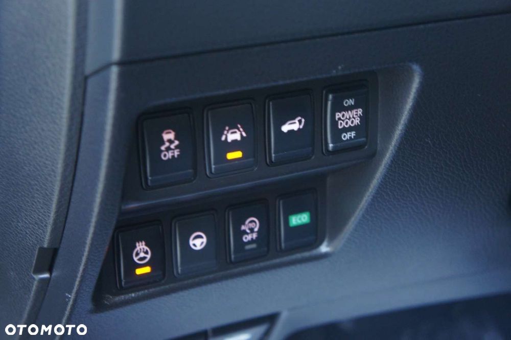 Nissan X-Trail - 12