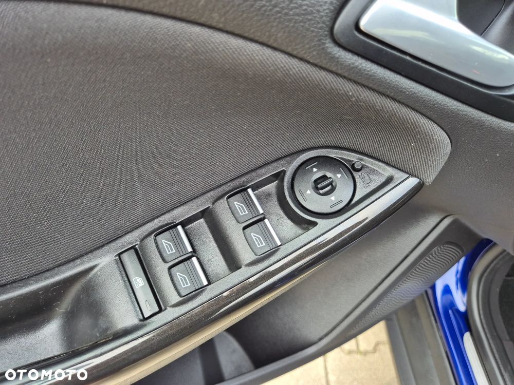Ford Focus - 37