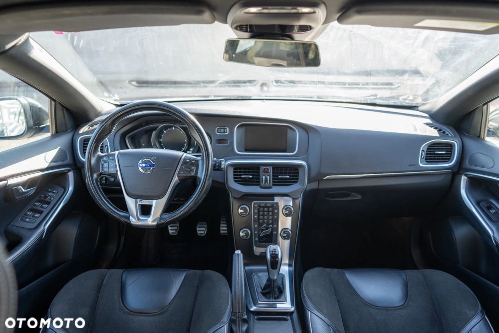 Volvo V40 D2 RDesign - 10