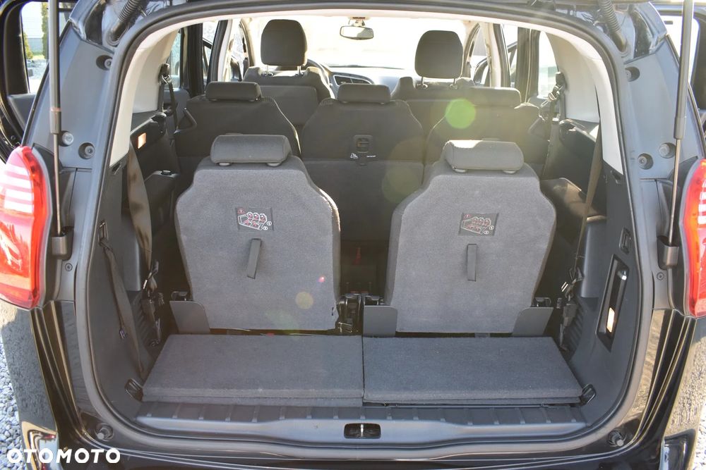Peugeot 5008 2.0 BlueHDi Active - 16
