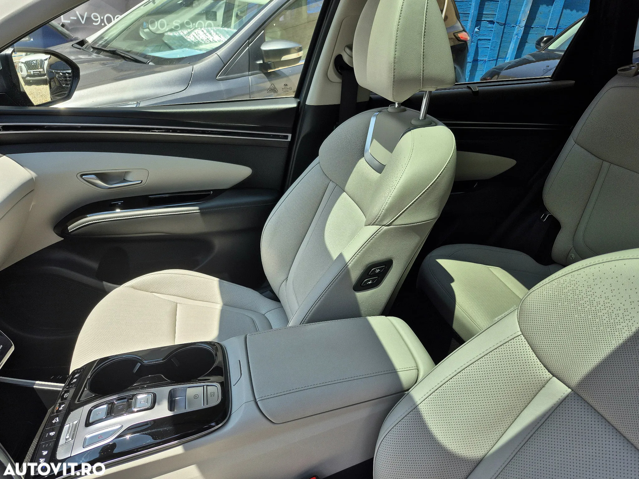 Hyundai Tucson 1.6 T-GDi HEV 2WD Select - 32