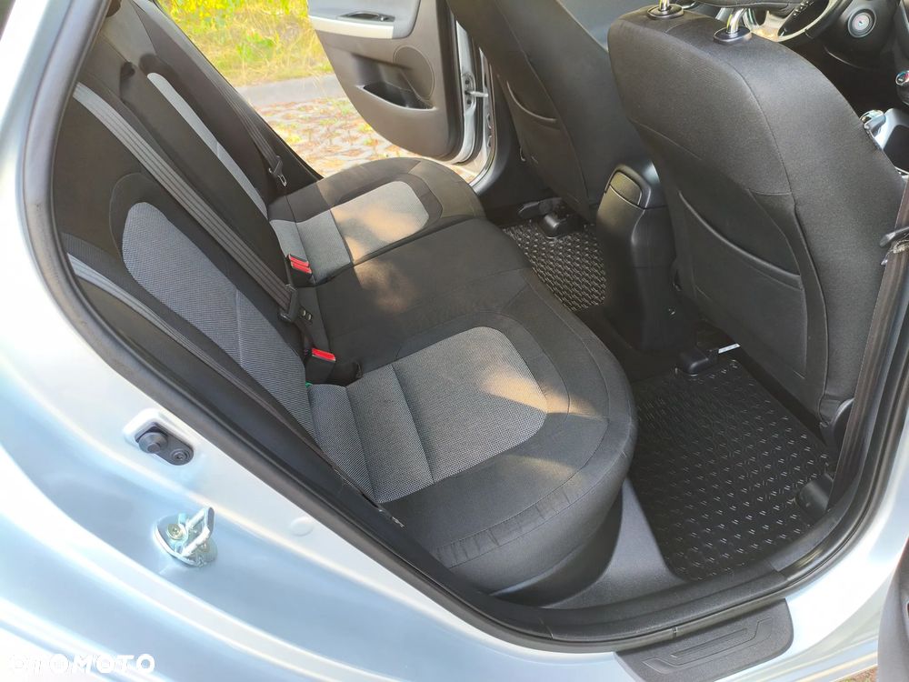 Kia Ceed 1.6 GDI L Business Line - 31