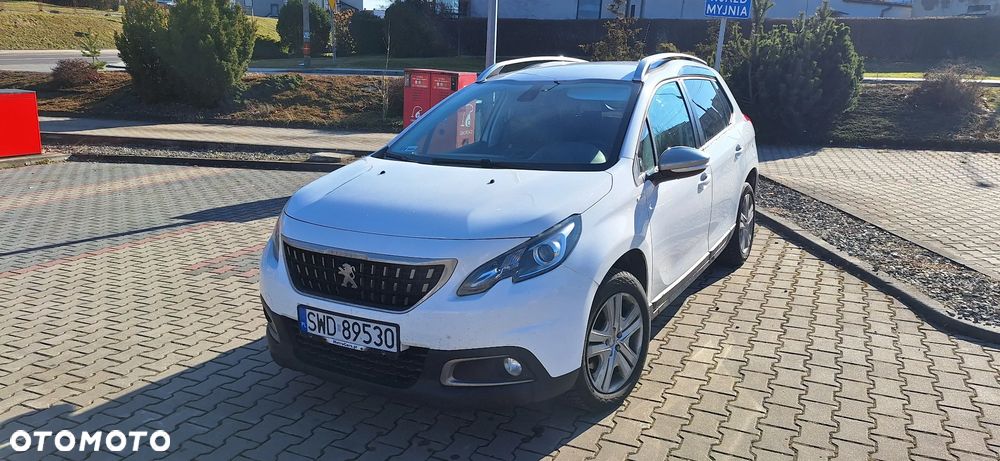 Peugeot 2008 1.5 BlueHDi Style - 1