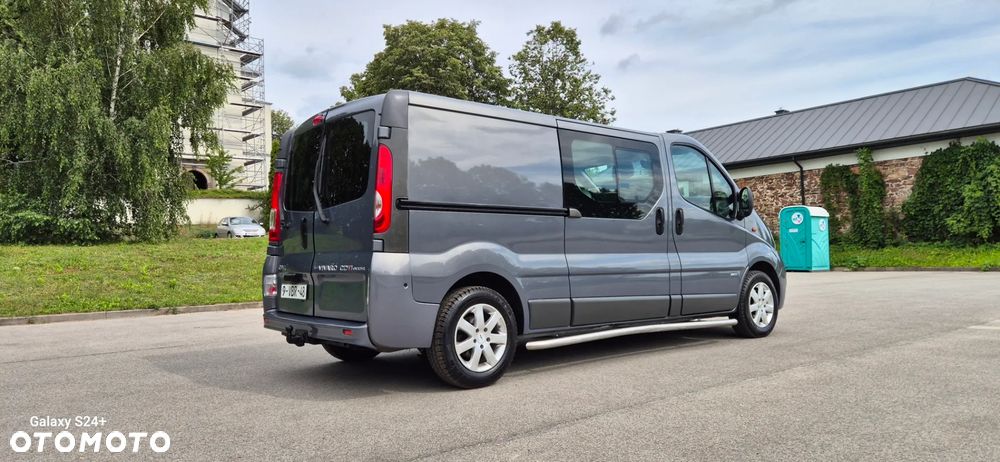 Opel Vivaro - 23