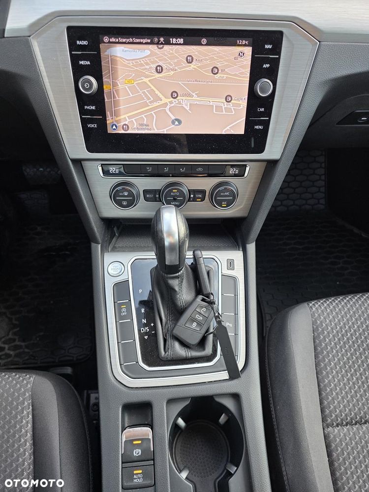 Volkswagen Passat 1.5 TSI EVO Essence DSG - 17