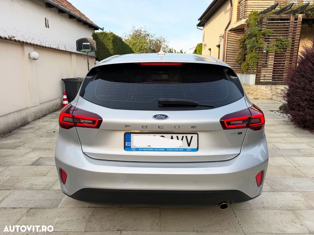 FORD Focus 2023 — imagine 20