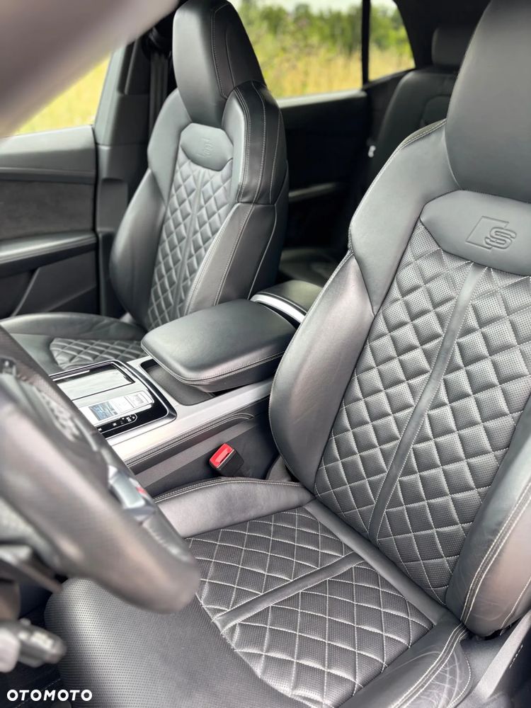Audi SQ8 - 13
