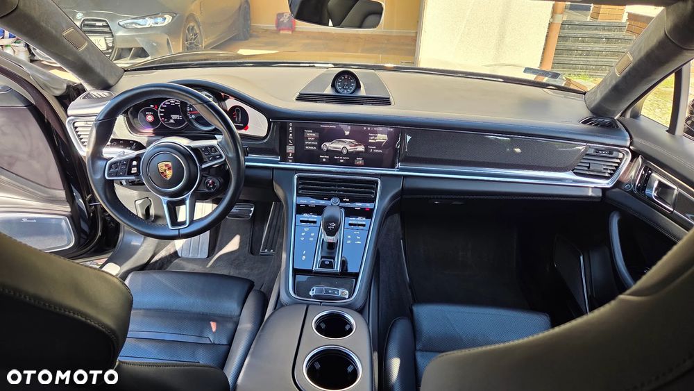 Porsche Panamera Turbo - 9
