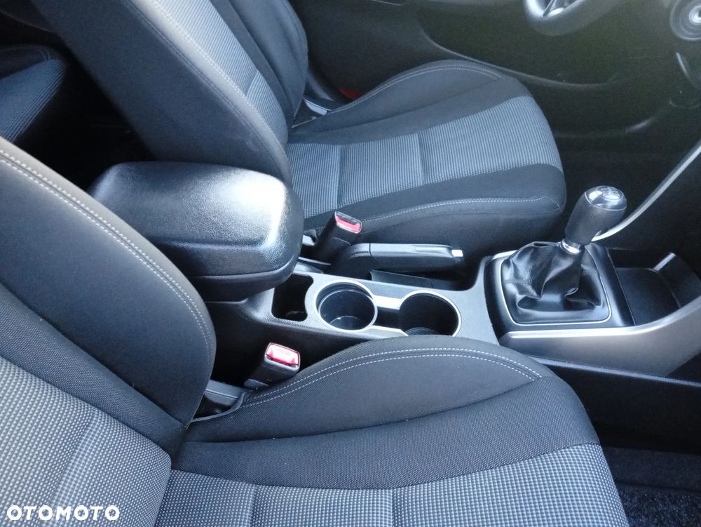 Hyundai i30 1.4 Classic - 6