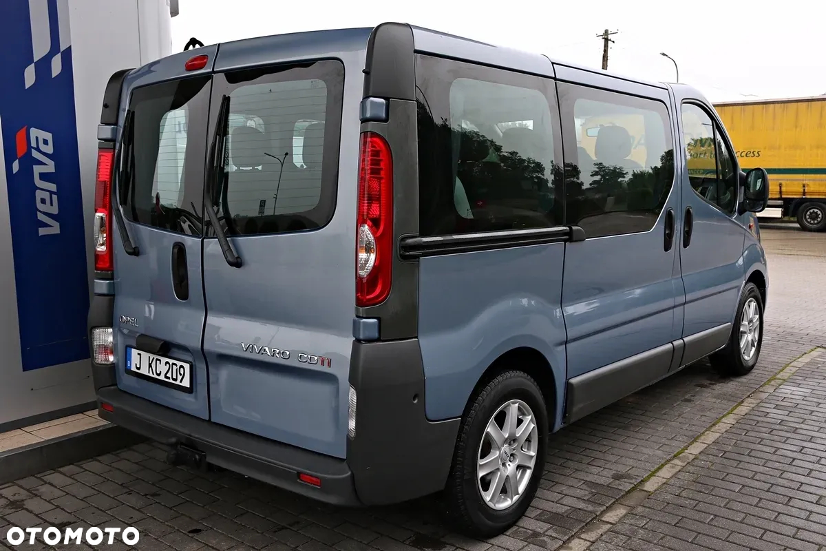 Opel Vivaro - 14