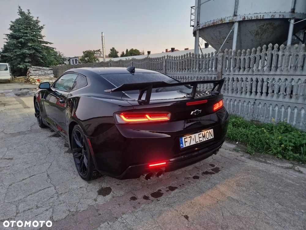 Chevrolet Camaro - 2