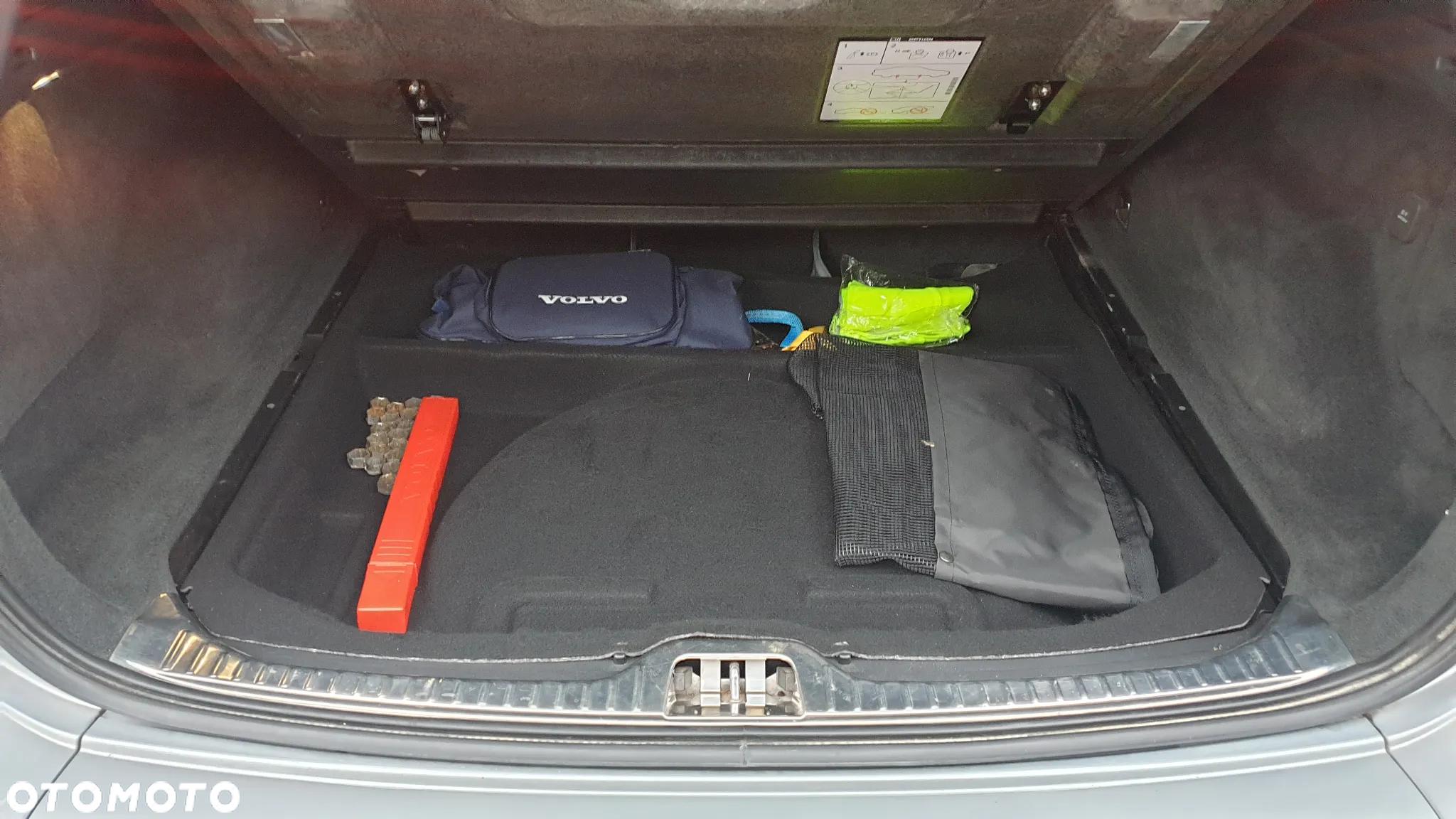 Volvo XC 60 D4 AWD Summum - 17