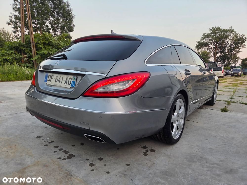 Mercedes-Benz CLS 350 CDI 4Matic 7G-TRONIC - 17