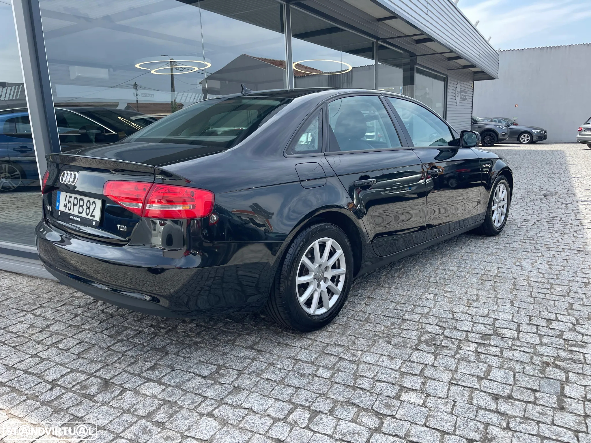 Audi A4 2.0 TDI Business Line - 6