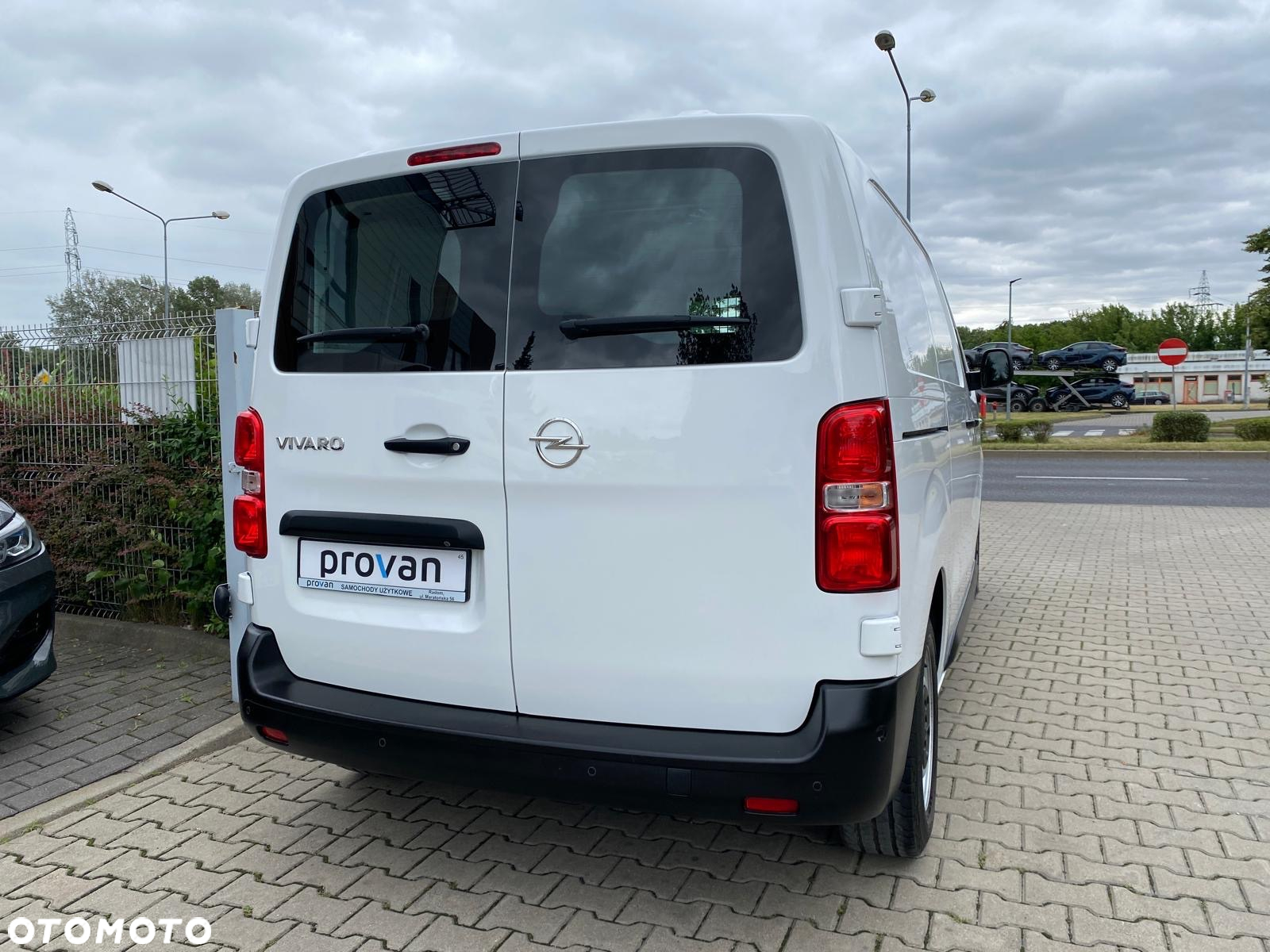 Opel VIVARO L2 NAWIGACJA BEZWYPADKOWY 37.900 PLN netto - 9