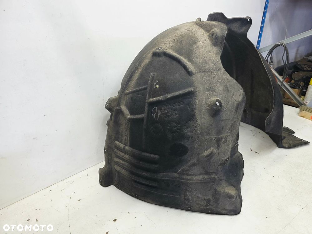 NADKOLE MATERIAOWE PRAWY PRZÓD AUDI A6 C8 4K0821172 - 7