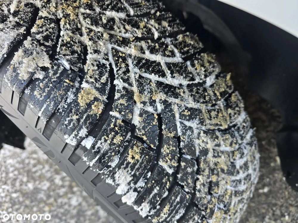 Ford Focus 1.0 EcoBoost Gold X (Edition Start) - 28