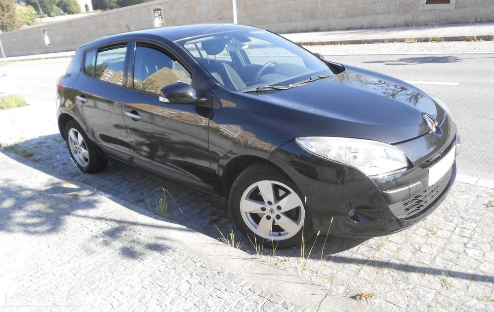 Renault Mégane 1.5 dCi Dynamique - 1